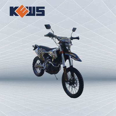 موتورسیکلت مشکی در طلایی برچسب 300CC موتورسیکلت یورو 4 NC300S در دوچرخه های خاکی جاده