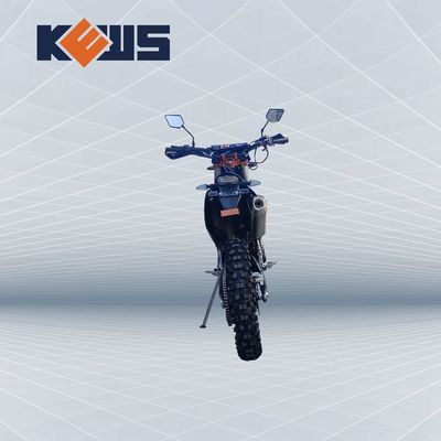 موتورسیکلت مشکی در طلایی برچسب 300CC موتورسیکلت یورو 4 NC300S در دوچرخه های خاکی جاده