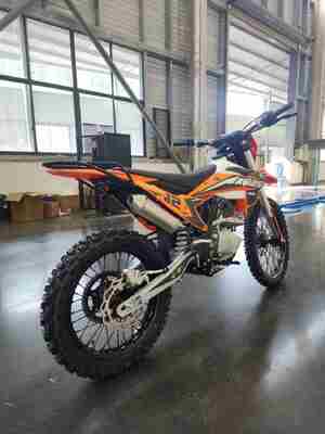 KEWS 175FMN PR300 4T Enduro/Motocross Motorcycle with PR300 Engine 271.3ML Piston Displacement and Electric Starter