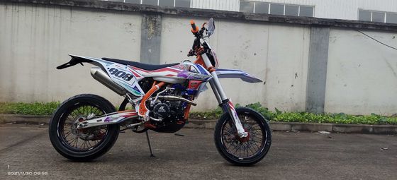 موتور سیکلت سوپر موتارد کیوز با آب خنک کننده NC300S 300CC چهار زمانه